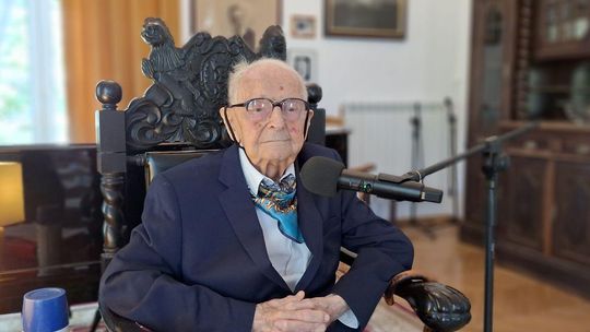 103 lata i wciąż pełen energii. Płk Jan Chojnacki świętował urodziny w Skolimowie