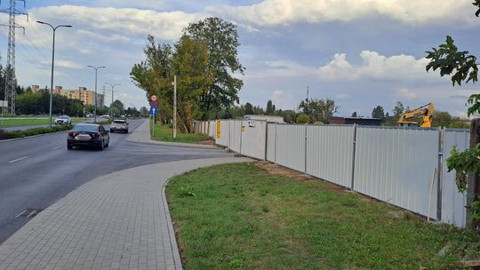 286 tys. litrów wody na dobę i tylko 0,1 dB zapasu. Gmina odpowiada na obawy wokół centrum danych