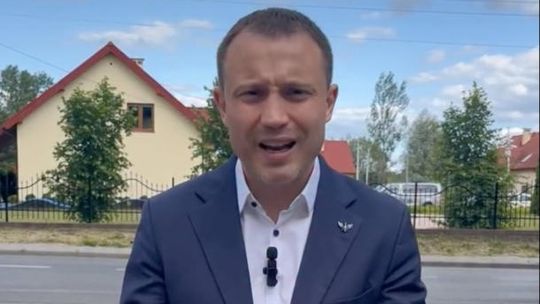 Dorosły imigrant w domu dziecka w Pęcherach?! Sprawdzamy doniesienia polityków Konfederacji