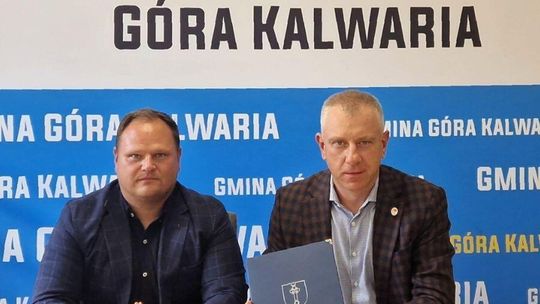 Gm. Góra Kalwaria. Na tę drogę czekają od lat. Wreszcie jest umowa