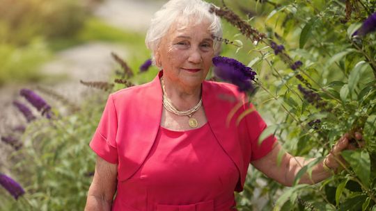 „Jak zagra muzyka, nogi same zaczynają chodzić” – Halina Turzyńska-Pielacha, roztańczona kandydatka na Miss Senior Piaseczna