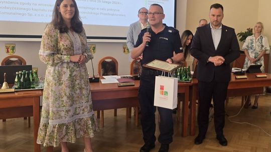 Nowy komendant Komisariatu Policji w Lesznowoli przedstawiony radnym