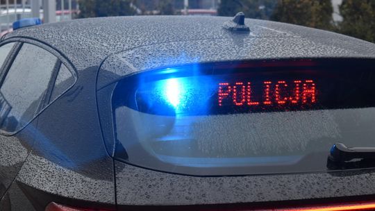 Nowy nieoznakowany radiowóz w piaseczyńskiej drogówce