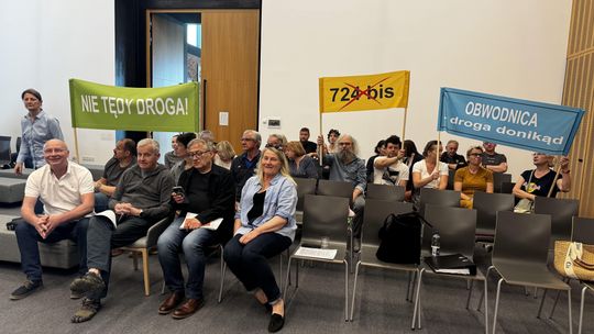 Obwodnica, czy droga przez zielone sołectwa? Mieszkańcy Parceli i Cieciszewa protestują przeciwko "724 bis"
