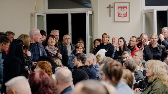 Spotkanie w sprawie przebiegu Autostradowej Obwodnicy Warszawy. Mieszkańcy Prażmowa nie chcą A50