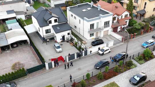 Makabryczna zbrodnia w Raszynie! Zamordował partnerkę na oczach dzieci i odebrał sobie życie na cmentarzu w Prażmowie?