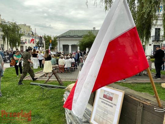 81. rocznica Powstania Warszawskiego w Górze Kalwarii - hołd oddany bohaterom [FILM]