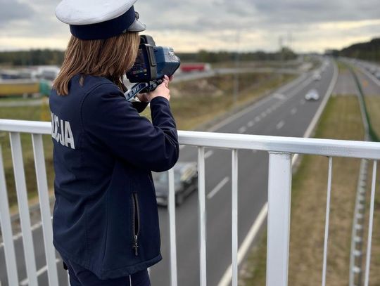 Bezpieczna odległość na S7 – policjanci przypominają kierowcom o zasadach