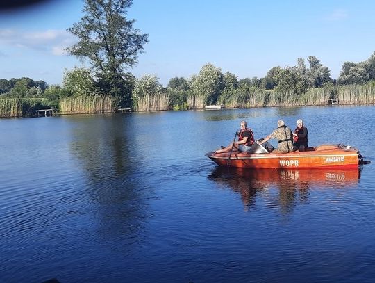 Brześce. Śnięte ryby w jeziorze