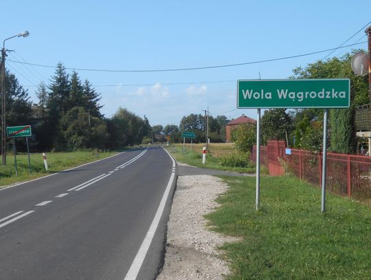 Czasowa organizacja ruchu na DW 683 w Woli Wągrodzkiej