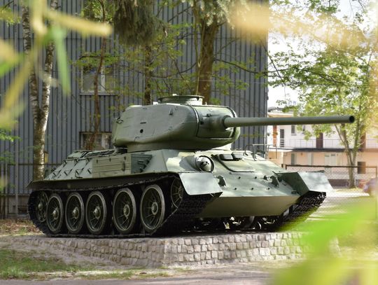 Czołg T-34 w Górze Kalwarii odnowiony