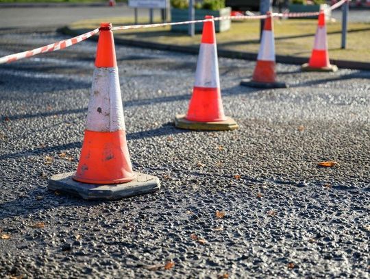 Duże utrudnienia na Mazowieckiej. Kierowcy jadący do Piaseczna i Warszawy powinni wybrać objazd