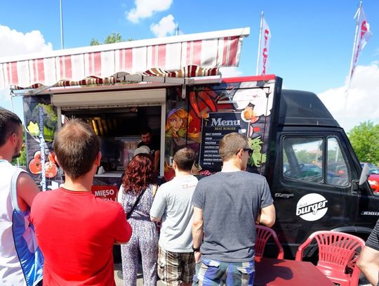 Food trucki przejmują Józefosław! Dwudniowy Piknik Smaków podczas Dni Józefosławia już 7–8 czerwca [KONKURS]