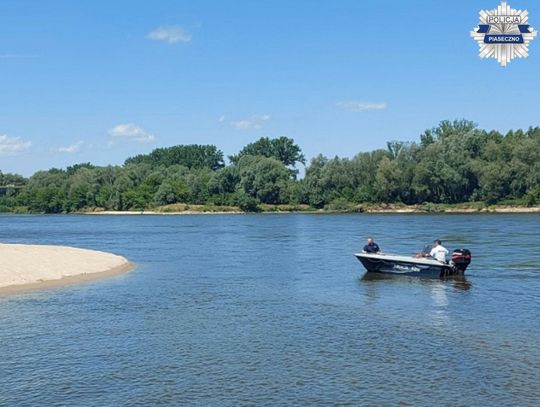 Góra Kalwaria. Sprawdzali dziką plażę na Wiśle