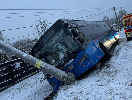 Groźna kolizja w Nowym Prażmowie