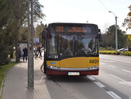 Jak długo potrwają zmiany w rozkładzie jazdy linii 251?