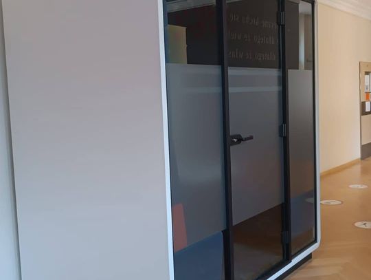 Kabina ciszy w konstancińskiej „dwójce”