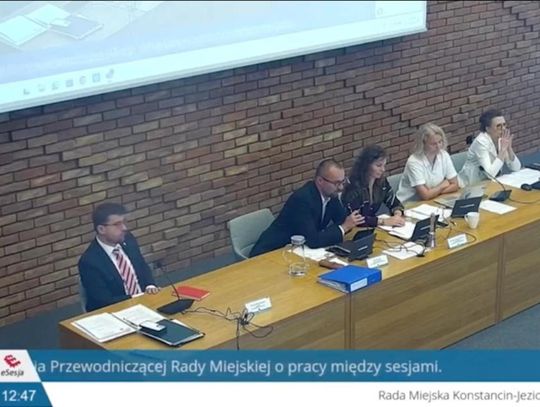 Kolejne spory burmistrza z radnymi – kto może uczestniczyć w spotkaniach?
