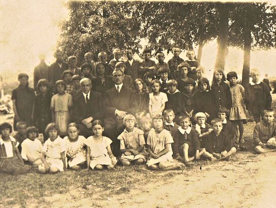 Krótka historia piaseczyńskich szkół Krótka historia piaseczyńskich szkół