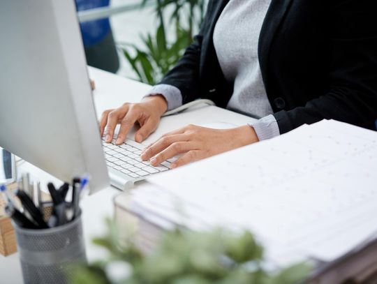 Księgowa konstancińskiej szkoły zdefraudowała 2 miliony złotych?