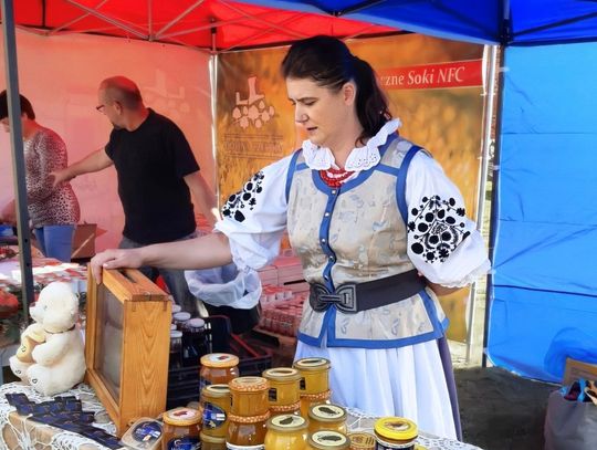Laur Marszałka dla pszczelarki z gminy Góra Kalwaria Laur Marszałka dla pszczelarki z gminy Góra Kalwaria