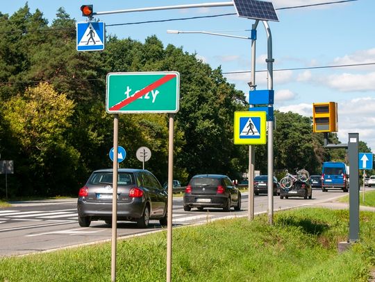 Łazy. Fotoradar tylko straszy