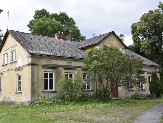 Lesznowola. Dworek z szansą na kolejne środki