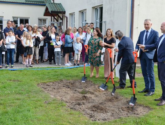 Łopata wbita! Rusza rozbudowa szkoły w Czaplinku