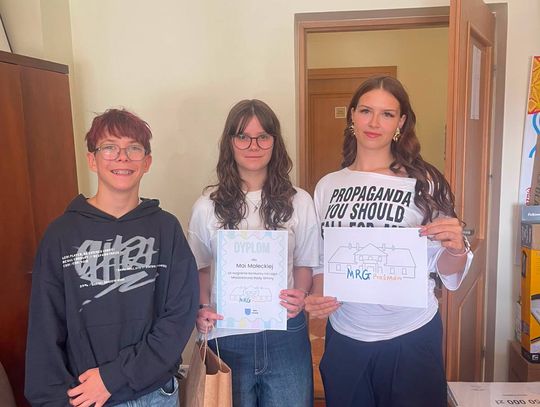 Młodzieżowa Rada Gminy Prażmów ma już swoje logo. Wygrał projekt ósmoklasistki