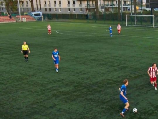 Na murawie jak na służbie – ruszył z pomocą innemu piłkarzowi