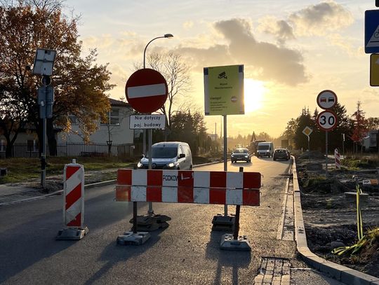 Niebezpieczne manewry na przebudowywanej „721” – apel do kierowców