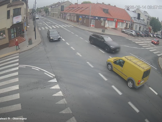 Niebezpieczny manewr w Górze Kalwarii. Kierowca audi pojechał pod prąd