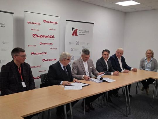 Nowa odsłona drogi między Wągrodnem a Uwielinami Nowa odsłona drogi między Wągrodnem a Uwielinami