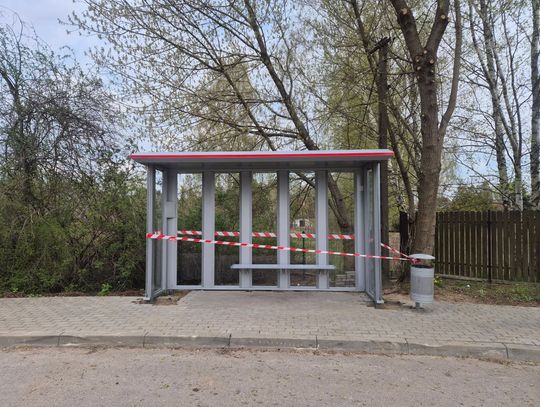 Nowa wiata na pętli w Bobrowcu