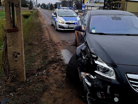 Nowa Wola. Alkomat wykazał, dlaczego 35-latek wjechał w słup