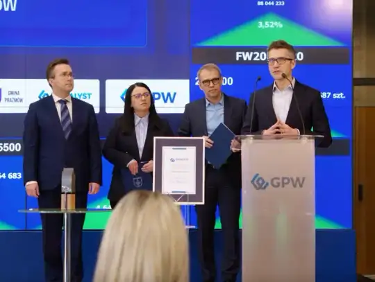 Obligacje Prażmowa na giełdzie już niemal rok Obligacje Prażmowa na giełdzie już niemal rok