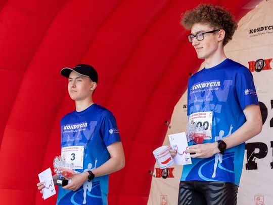 Okrągła Mila. 3-majowe bieganie w Piasecznie