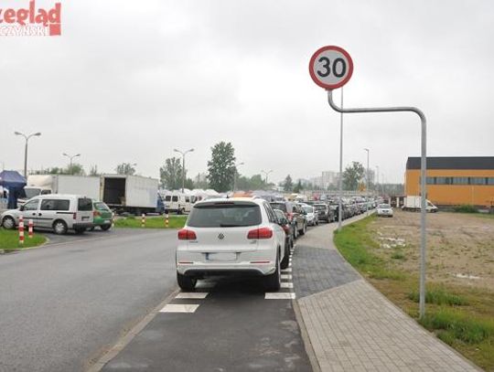 Parking na ścieżce
