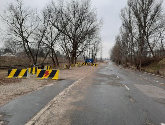 Parking na Towarowej przegrał z wizją dodatkowych torów do Piaseczna