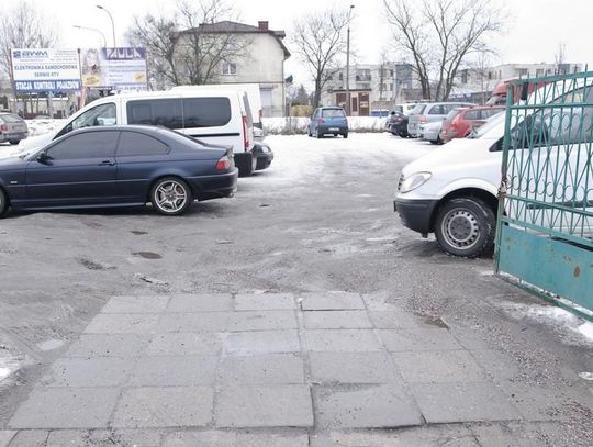 Parking z przeszkodami