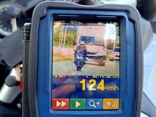 Pędził 124 km/h w obszarze zabudowanym