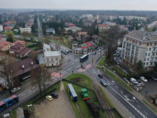 Piaseczno. Modernizacja ul. Sienkiewicza - objazdy i zmiany w komunikacji miejskiej