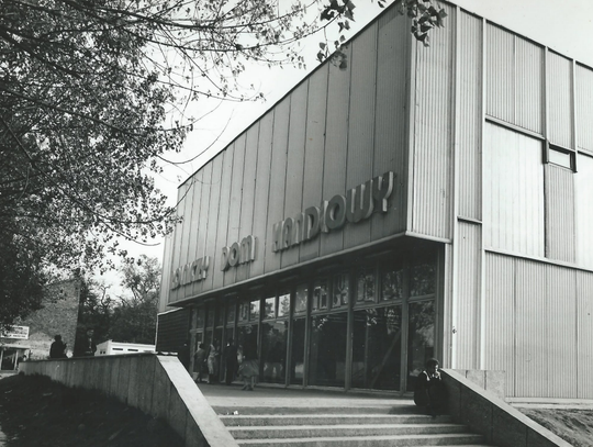 Piaseczno u progu lat 90. Trochę śmieszno, trochę straszno
