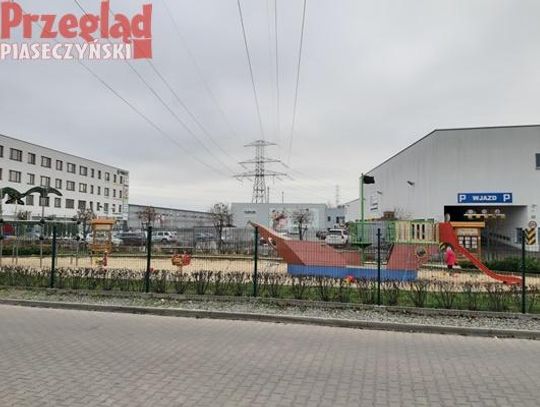 Plac zabaw bezpieczny