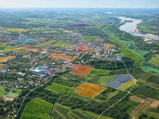 Widok Góry Kalwarii i okolic z naniesioną symboliczną siatką planistyczną. Zdjęcie ilustracyjne.