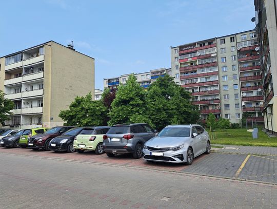 Płatne parkowanie na Fabrycznej w zawieszeniu