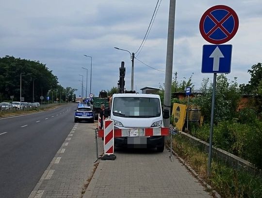 Policja wstrzymała prace, kierownik z mandatem