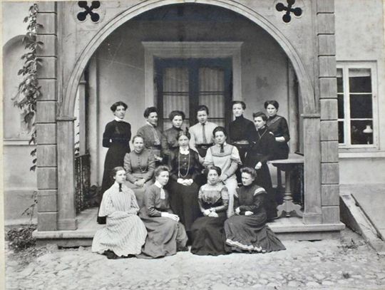 Poniatówka w Piasecznie – historia, która wciąż budzi emocje