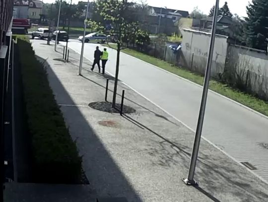 Pościg ulicami Konstancina. Tak zakończyła się jazda pijanego kierowcy audi [WIDEO]