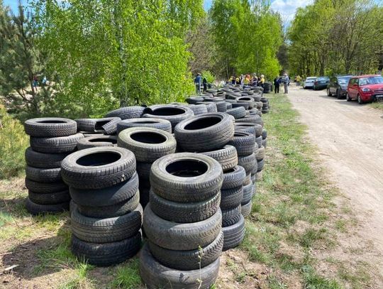 Posprzątali z lasu 1250 opon!